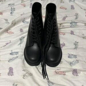 Classic Black Women's Lace-Up Boots